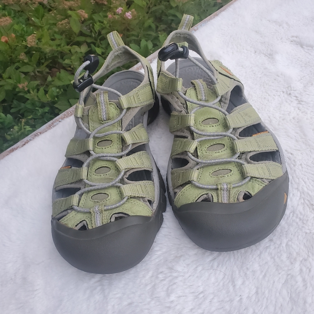 Keen Green Outdoor Sandals Size 8 - Picture 7 of 9